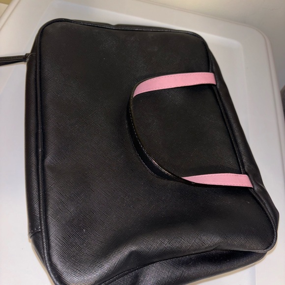 NWT VICTORIA SECRET cosmetic bag - Picture 4 of 4